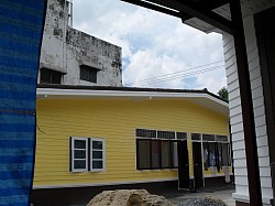 รีโนเวทอู่ซ่อมรถล้างให้เป็นบ้านพักอาศัย